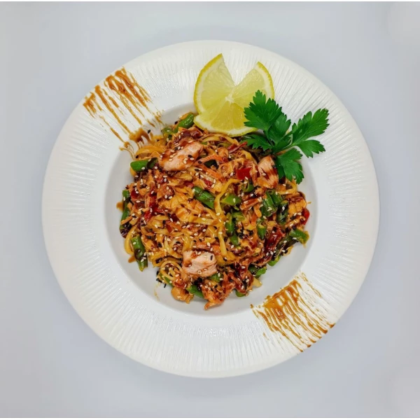 ЛОКШИНА З ЛОСОСЕМ